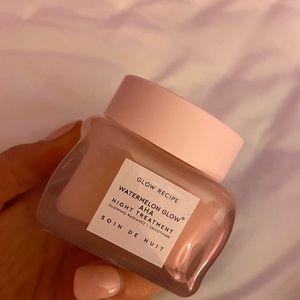 Glow Recipe
Watermelon Glow AHA Night Treatment